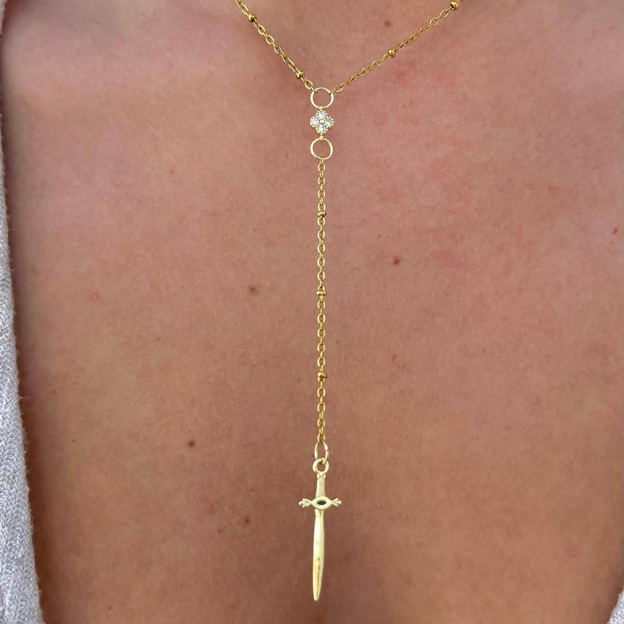 Dagger Lariat