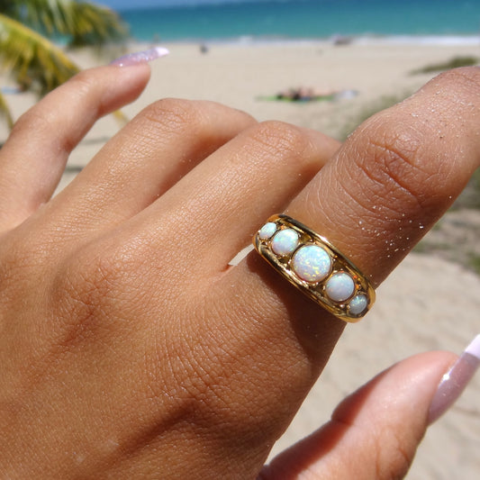 Mia Ring