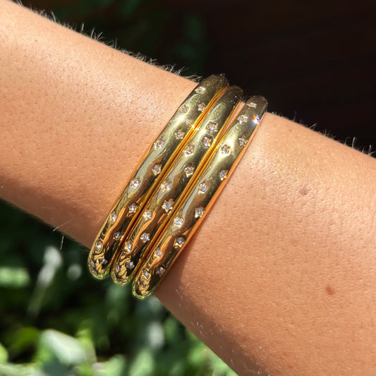 Stella Bangle